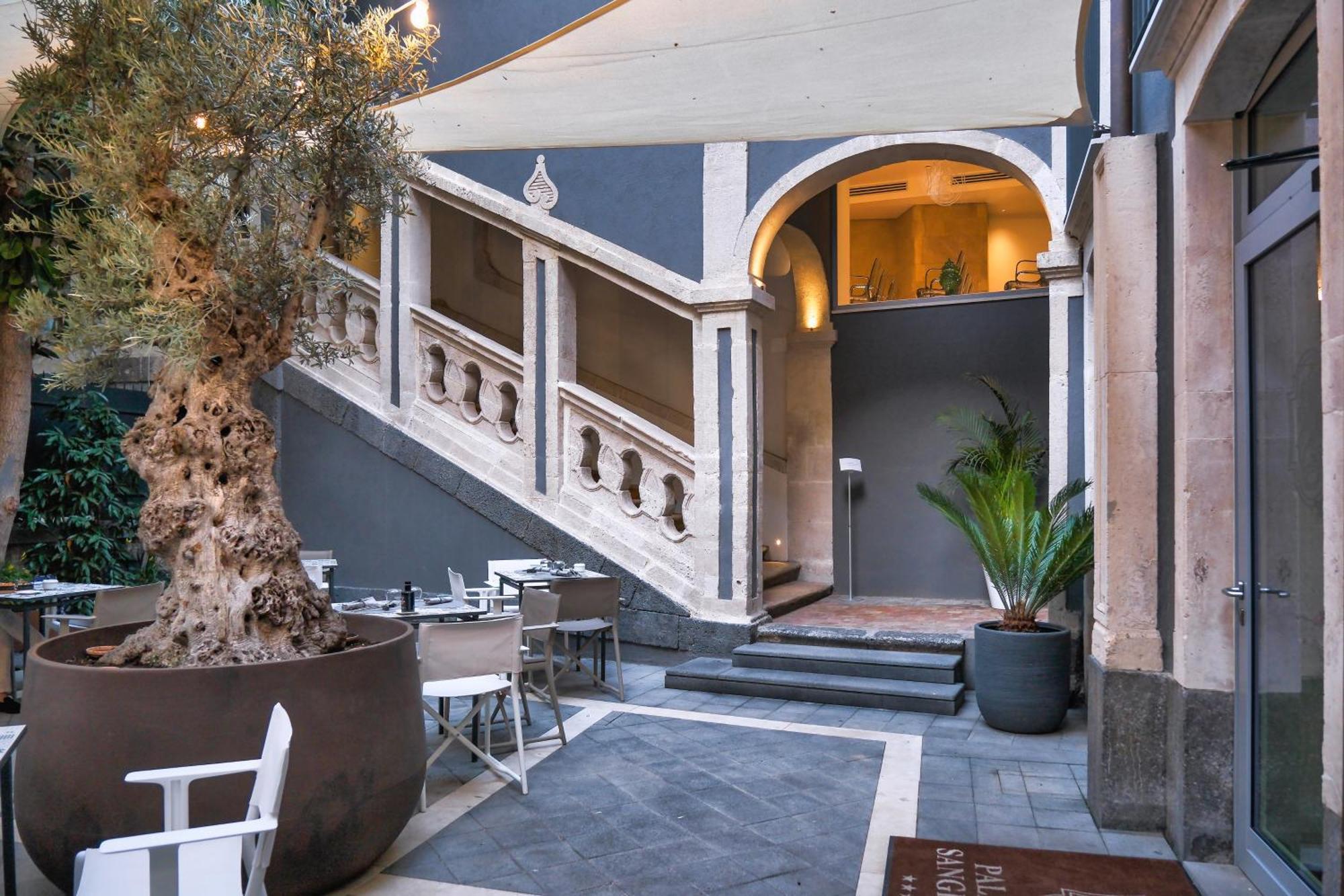 Hotel Palazzo Sangiorgio 5*